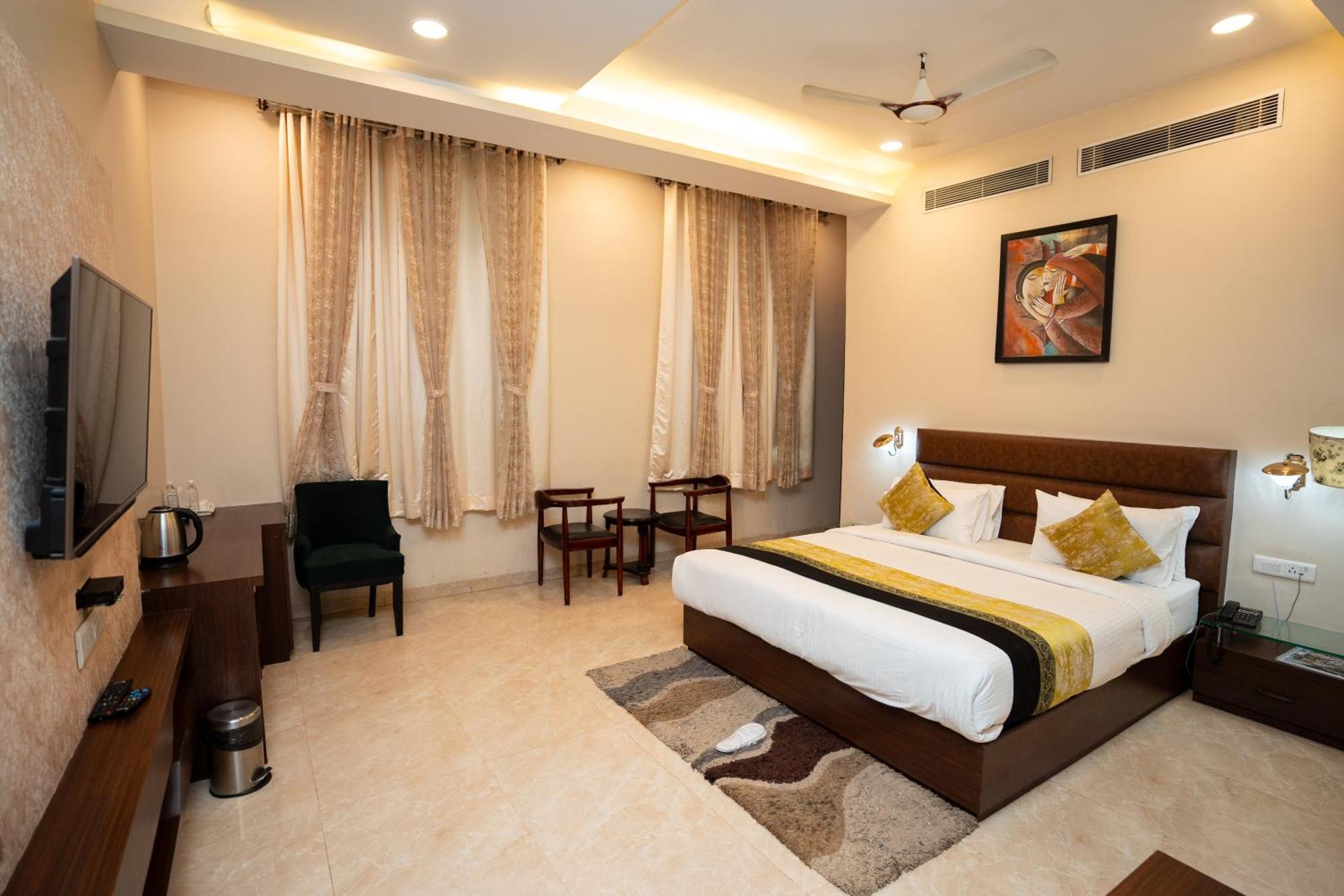 Hotel Radiance Courtyard Varanasi Exterior foto